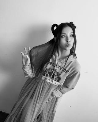 nmixx_20230308_3_1.jpg