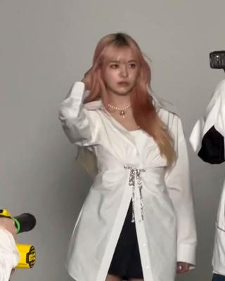 nmixx_20230407_2_1.mp4