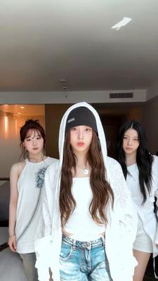 nmixx_20250513_1.mp4