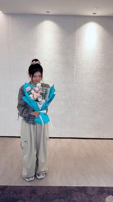 nmixx_20250519_2.mp4